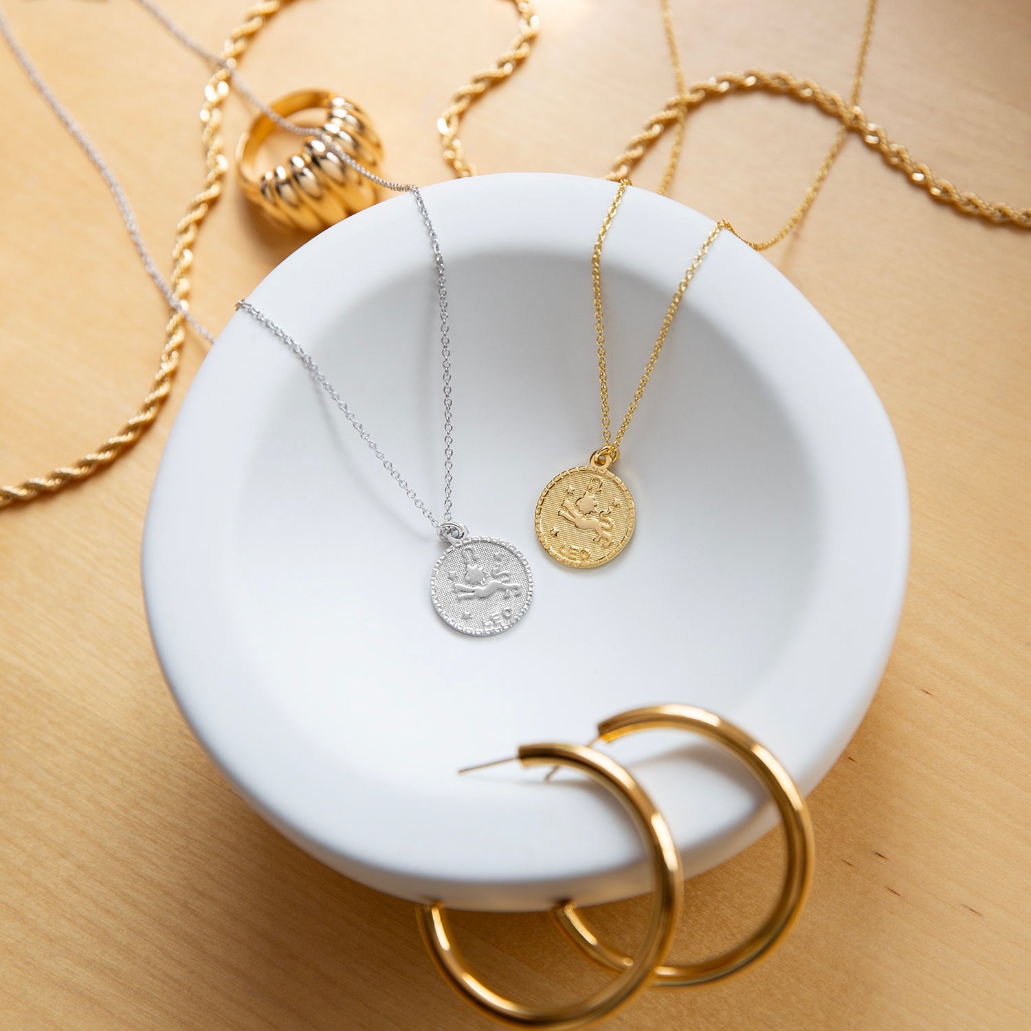 Leo Zodiac Pendant in Sterling Silver and 14K Gold – Tippy Taste Jewelry