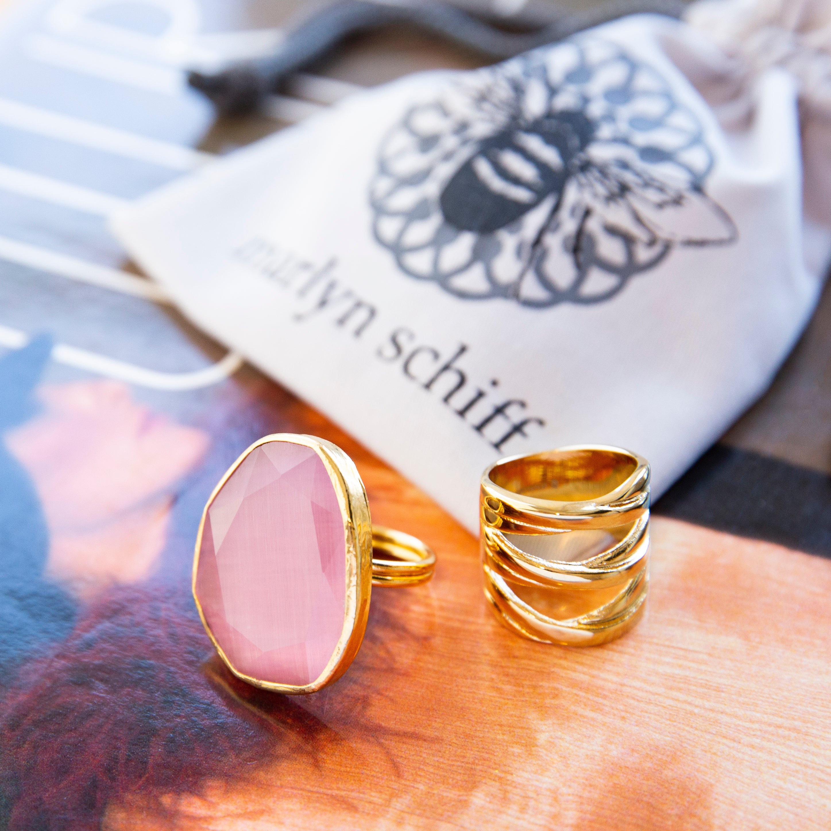 pink gold plated cat-eye glass adjustable ring