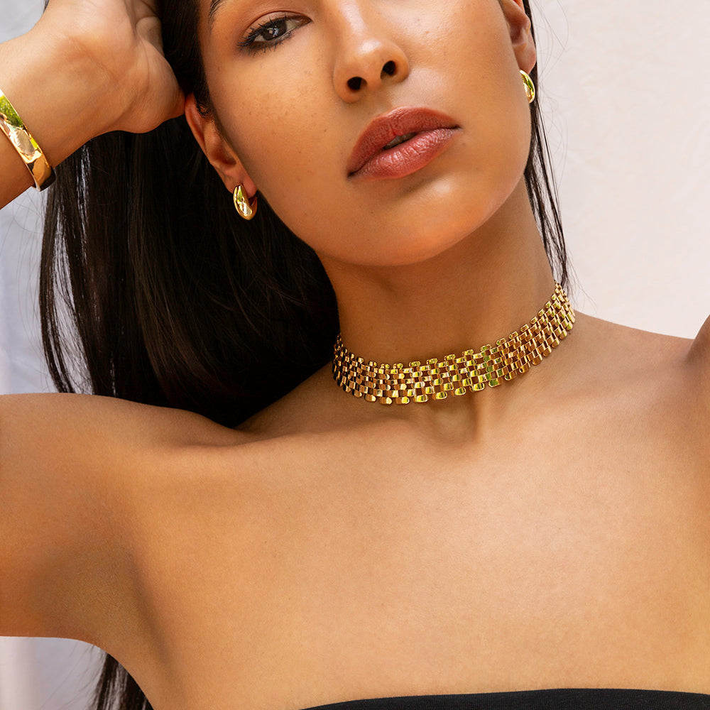 Wide Chain Collar Necklace