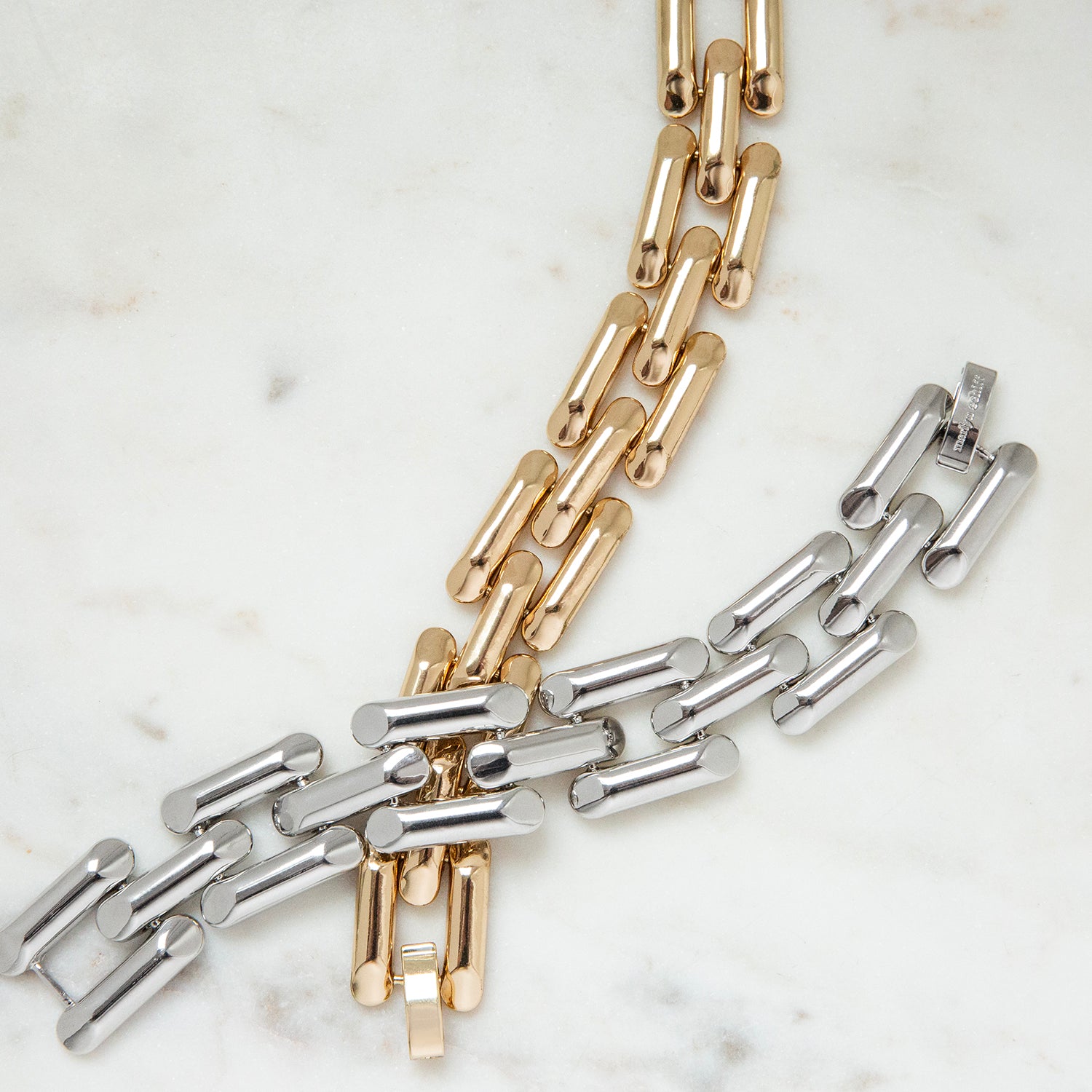 oversized panther link chain bracelet