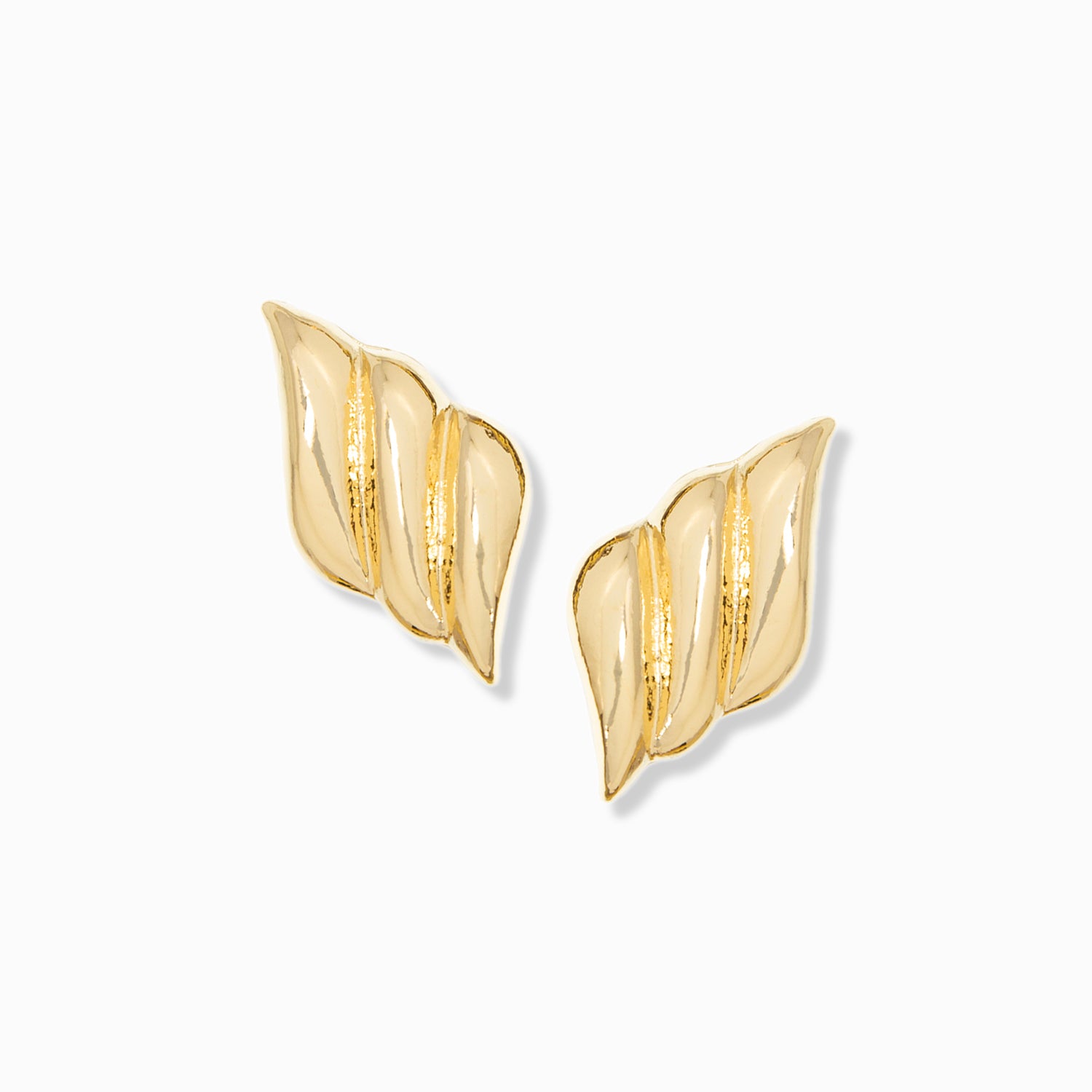 wing button earring