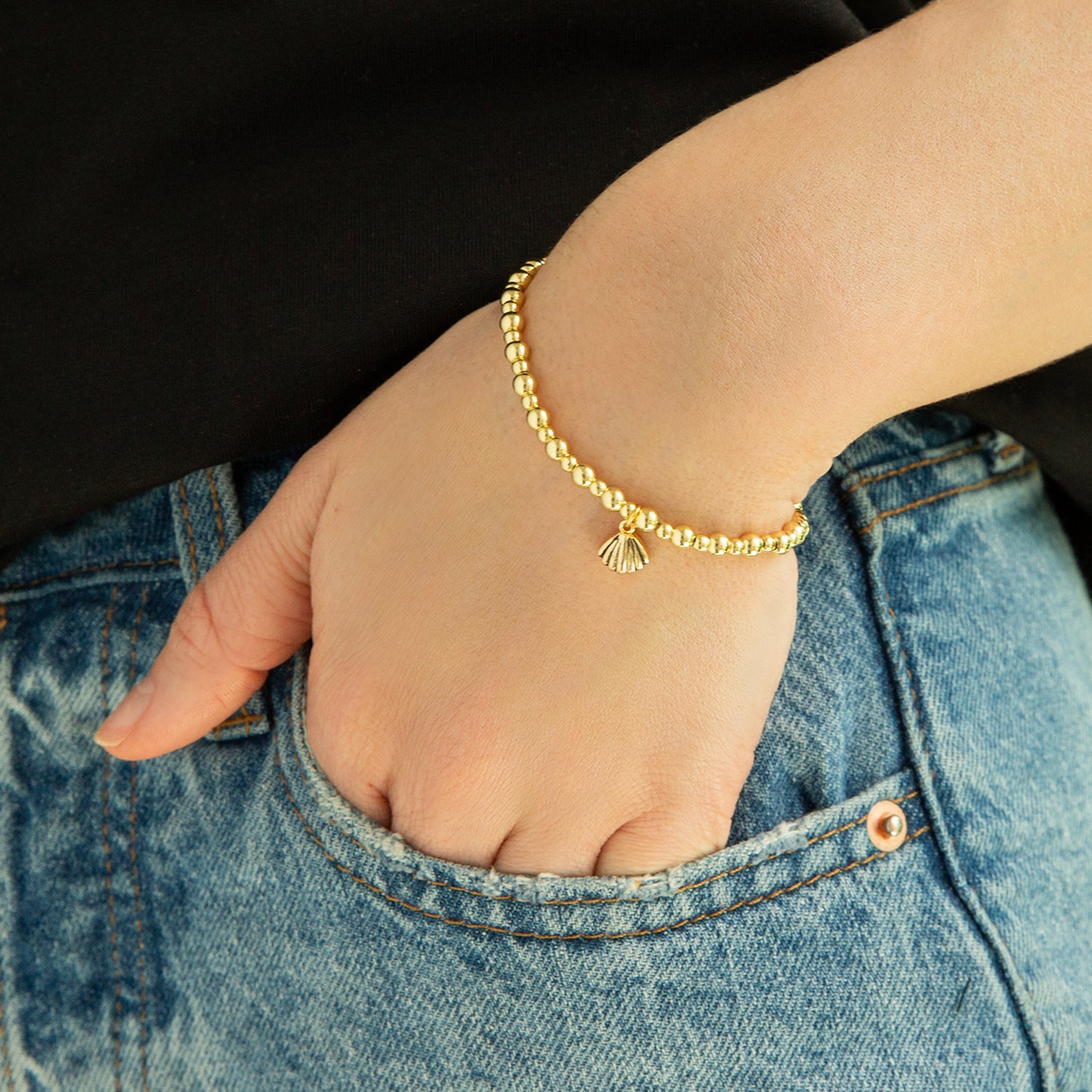 clam shell charm bracelet