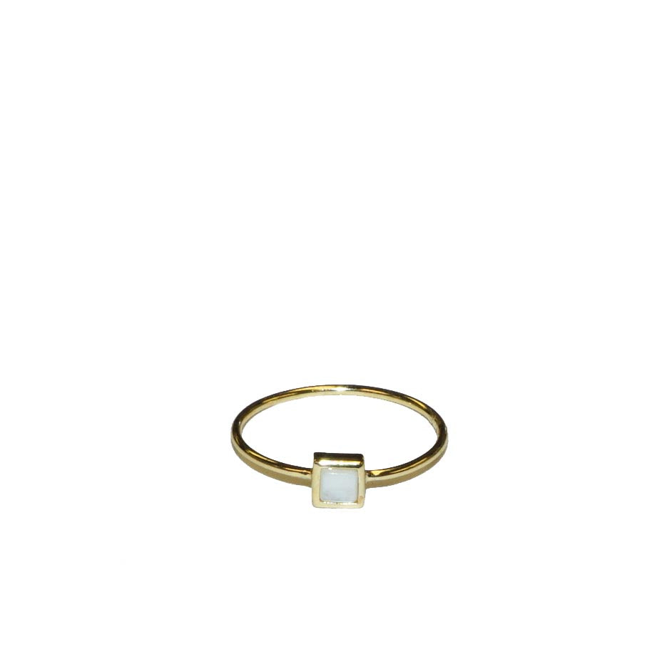 Dramatic, beaded texture, square, gold-plated brass locket ring – Lai