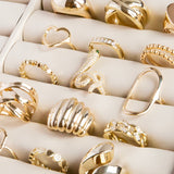 Adjustable Pavé Circle Ring